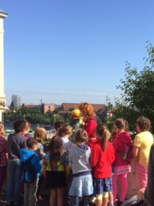 Basel primary teacher using a puppet to teach history and geography