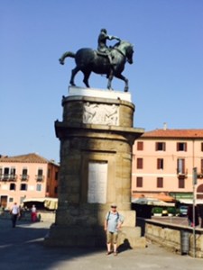 Donatello's impressive equestrian statue of the condotierre (mercenary soldier) Gattamelata who did much for Padua