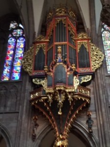 An organ with moving parts to its decoration..fit for a cathedral!