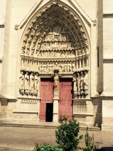 Amiens Cathedral Second entrance side