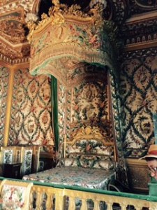 Fabulous bed designed by Marie Antoinette but never used by her!
