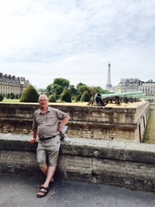 Paris, Eiffel tower, Tuileries gardens and cannons.