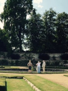 Penshurst Place ..watchers at the oval pond