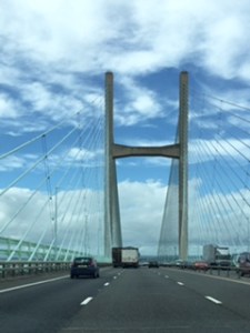 Amazing suspension bridge over the Severn river linking Wales and England filmed through the car window (not by me!)