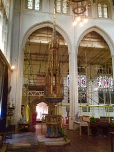 Font with WW11 memorial cover